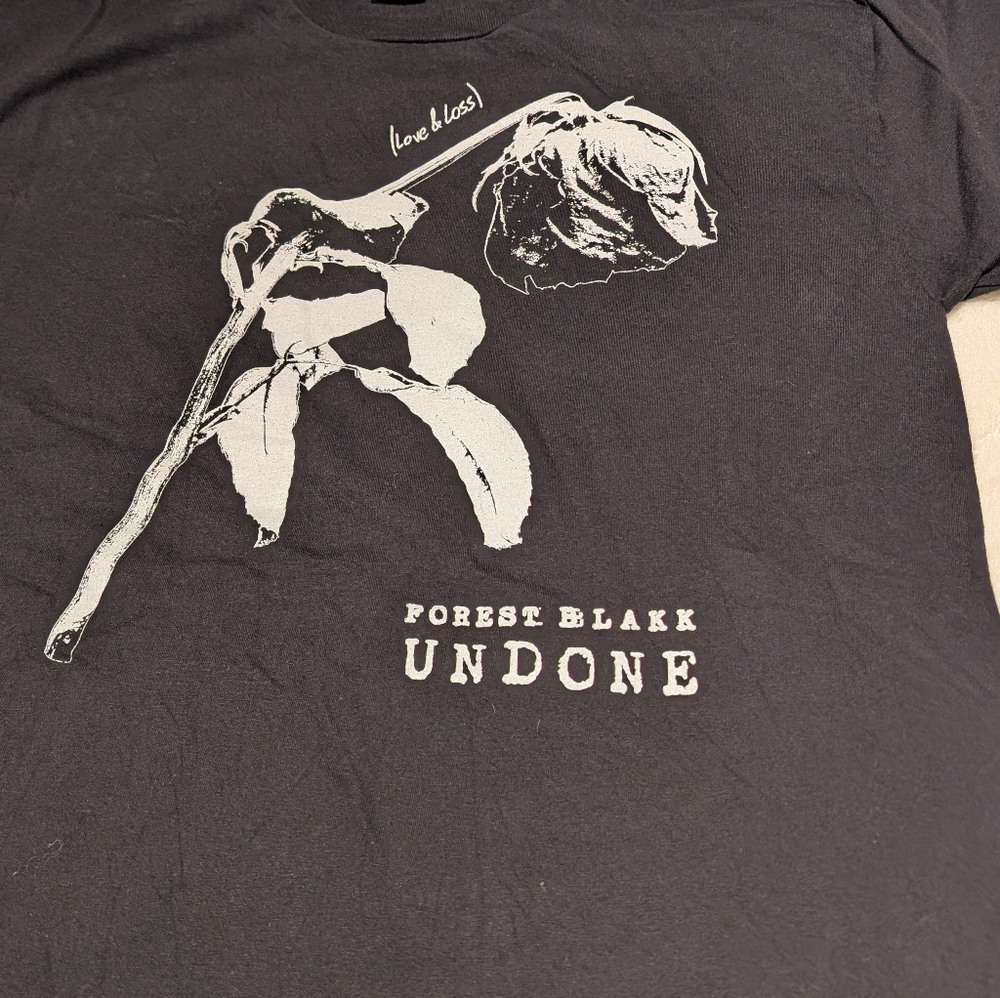 Forest Blakk Undone Black Graphic T-Shirt. Size Lt. - Picture 3 of 4